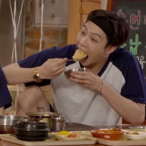 한입만 이미지