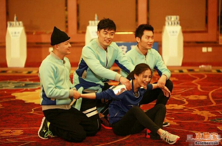 힘 겁나 세보이는 판빙빙.jpg | 인스티즈