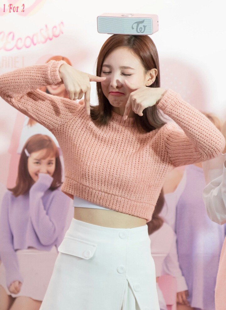 정연이한테 맨날 당하는 나연 | 인스티즈