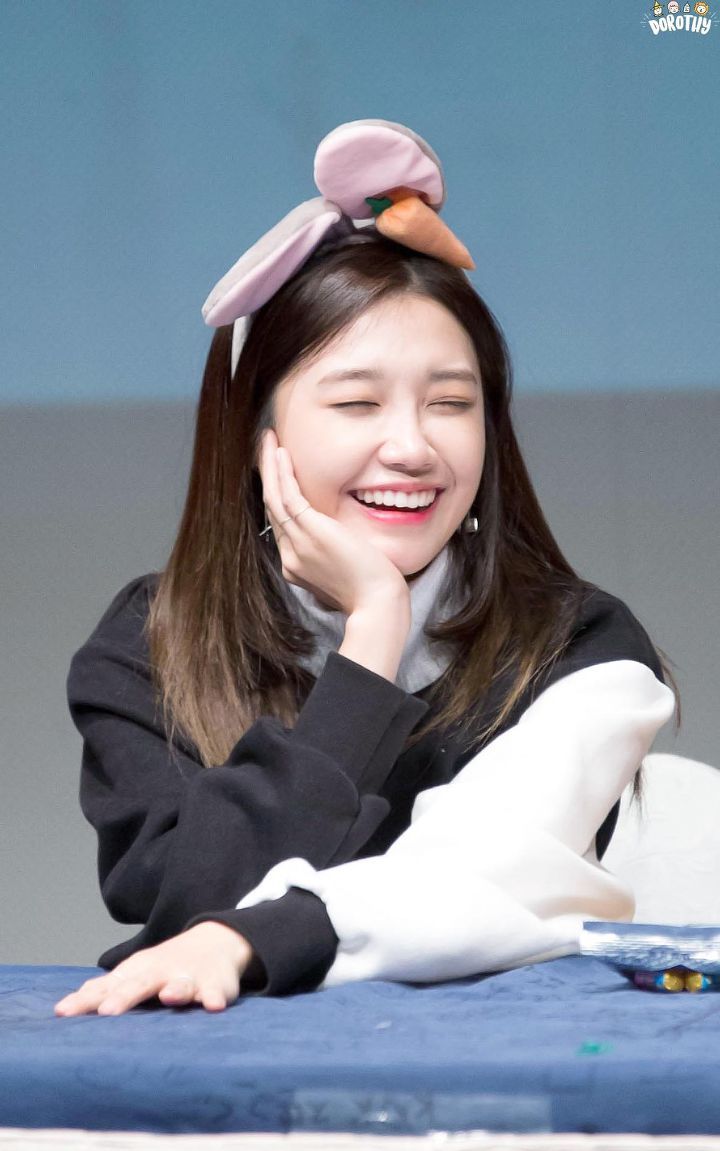 에이핑크의 메인보컬 정은지.jpgif | 인스티즈