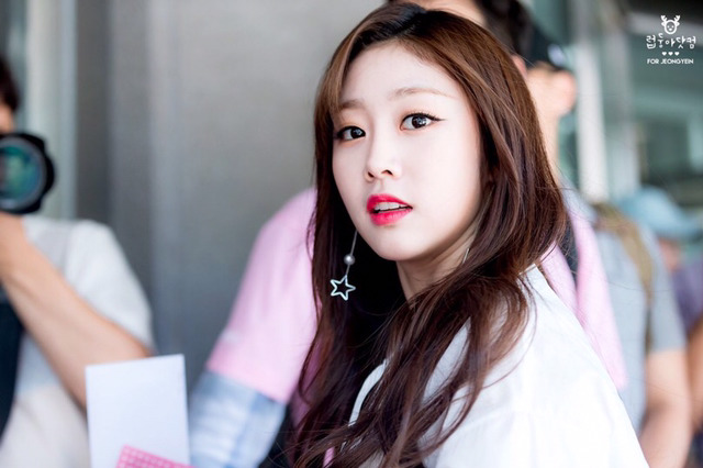 [러블리즈] 아틀레티코의 마킹은 누가 좋을까 생각하다가 지수 | 인스티즈
