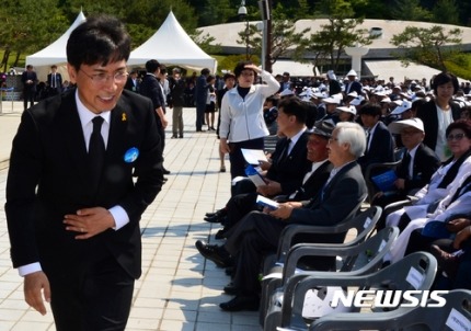 5.18 광주민주화 운동 37주년 행사에 참석한 대권 잠룡들 | 인스티즈