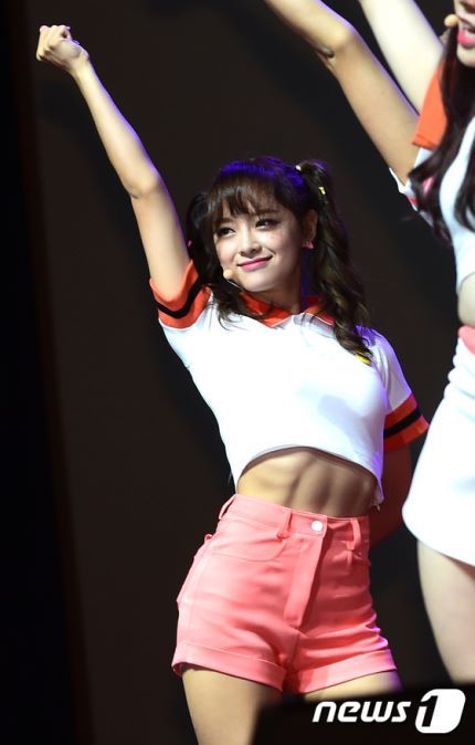 김세정 복근.jpg | 인스티즈