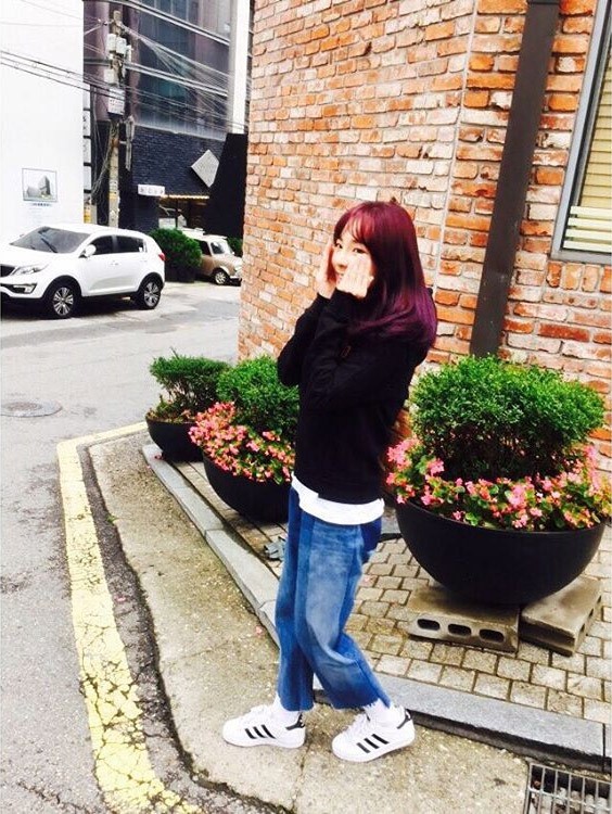 남자들이 탐낼만한 아이템 많은 산다라박 사복 패션.jpg | 인스티즈