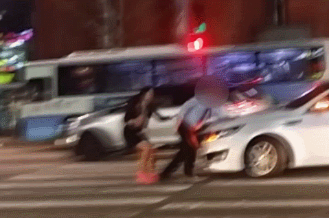 부산 성심보건고의 자랑 빨간가방 여고생 | 인스티즈
