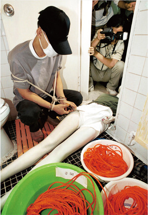 2000년 떠들썩했던 고대생 부모 토막살해 사건.jpg | 인스티즈