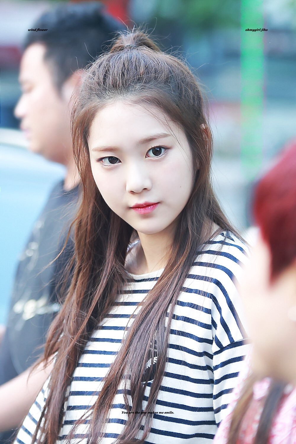 겉으로 보기엔 시크해보이지만 실제론 착한 오마이걸 지호.JPG | 인스티즈