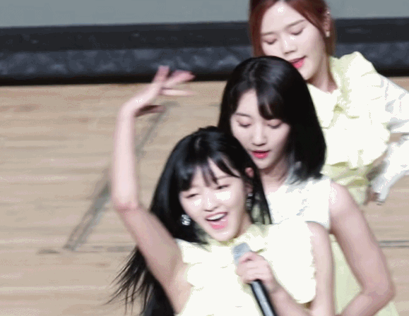 더 예뻐진 오마이걸 비니 | 인스티즈