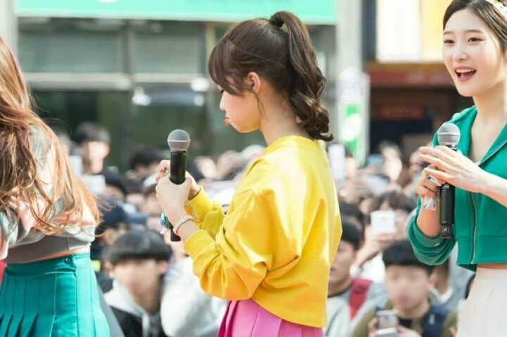 상습적으로 삐죽이는 유정이 짤 (ioi) | 인스티즈