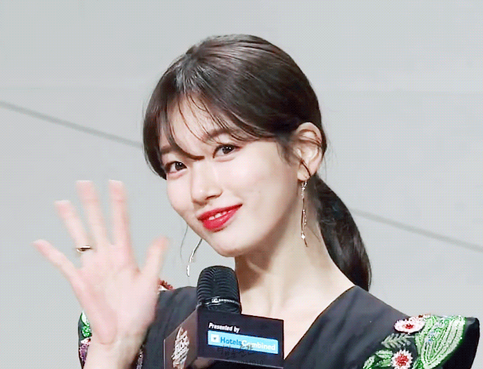 오늘 시상식에서도 미모 열일하는 수지.jpgif | 인스티즈