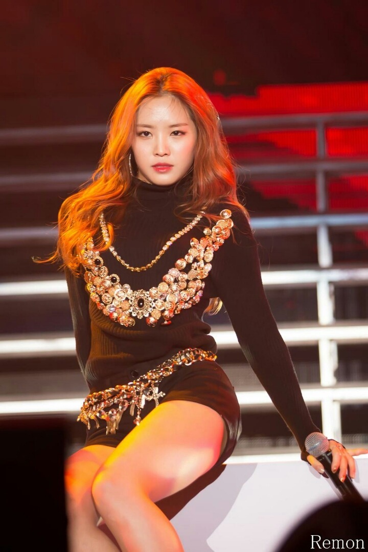 저고리 고름 말아쥐고서 누굴 기다리나 낭랑 나은이 | 인스티즈