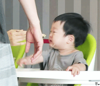 [슈퍼맨이돌아왔다] Aㅏ~ 발음할 때 입모양이 너무 귀여운 서준이 | 인스티즈