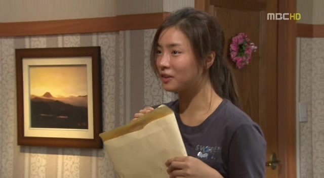 [지붕킥] 샌드위치 많이 먹기 대회에 참가한 세경 | 인스티즈