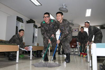 당직사관이 맘만 먹으면 계속 꼬투리잡기 가능하던것 | 인스티즈
