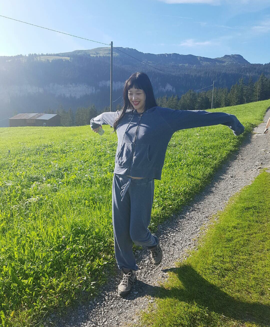오늘자 설리 인스타 사진.jpg | 인스티즈