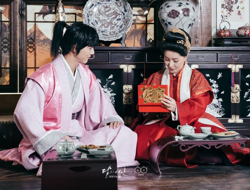 [달의연인보보경심려] 의상이 화려하고 고급스러운데 티를 안내는 드라마 | 인스티즈