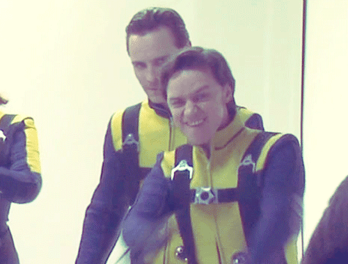 에디 레드메인이 젊은 덤블도어역으로 원한다고 했다는 배우 | 인스티즈