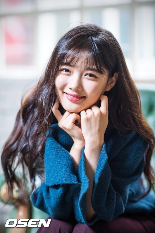 갈수록 넘사벽 여신으로 성장하는 김유정 | 인스티즈