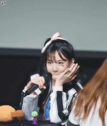 입꾹꾹 나연 | 인스티즈