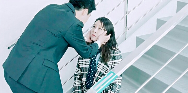 [질투의화신] 표나리가 모르는 이화신의 마음.jpgif | 인스티즈