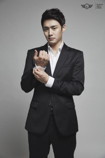 한국 방송 역사상 가장 잘생겼던 아나운서 | 인스티즈