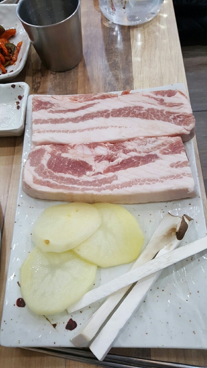세겹살 이미지
