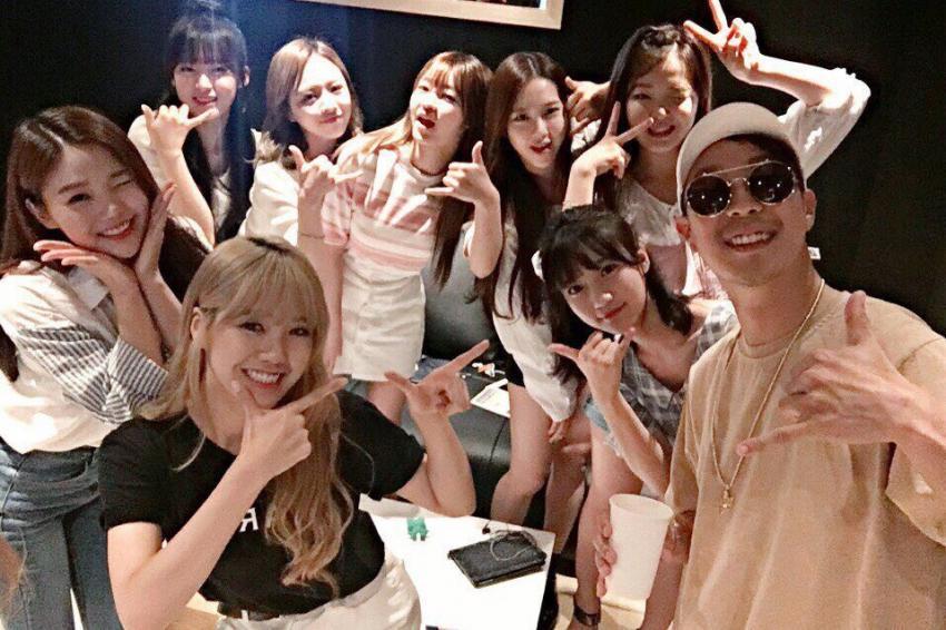 2017년 첫 오마이걸.JPG | 인스티즈