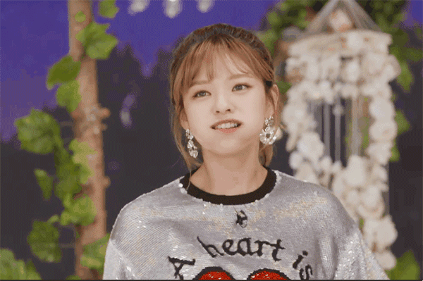 볼빵빵 정연이와 지효.gif | 인스티즈