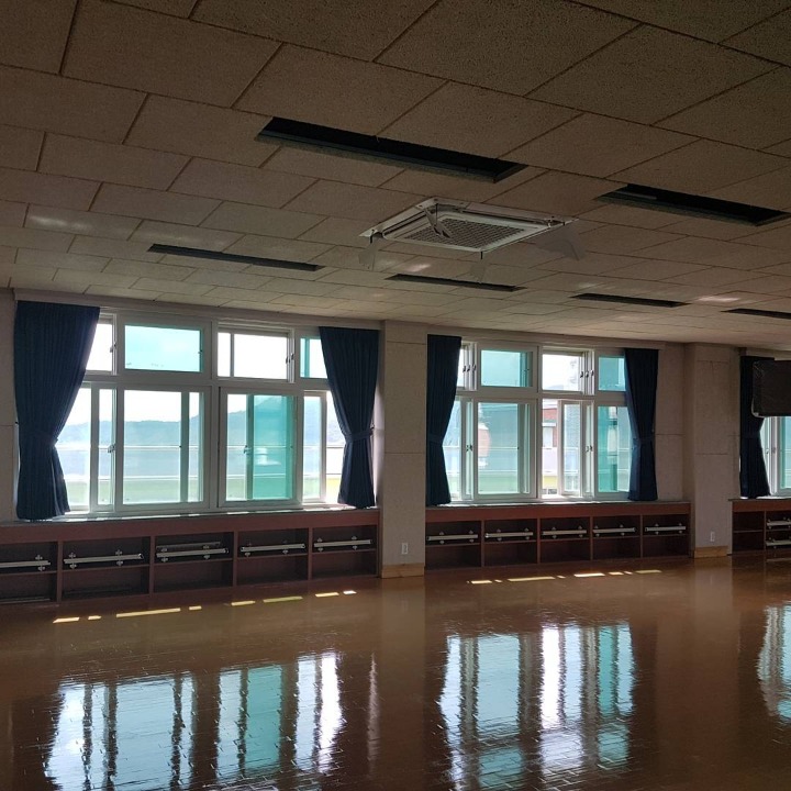 커튼블라인드공장직영 이미지