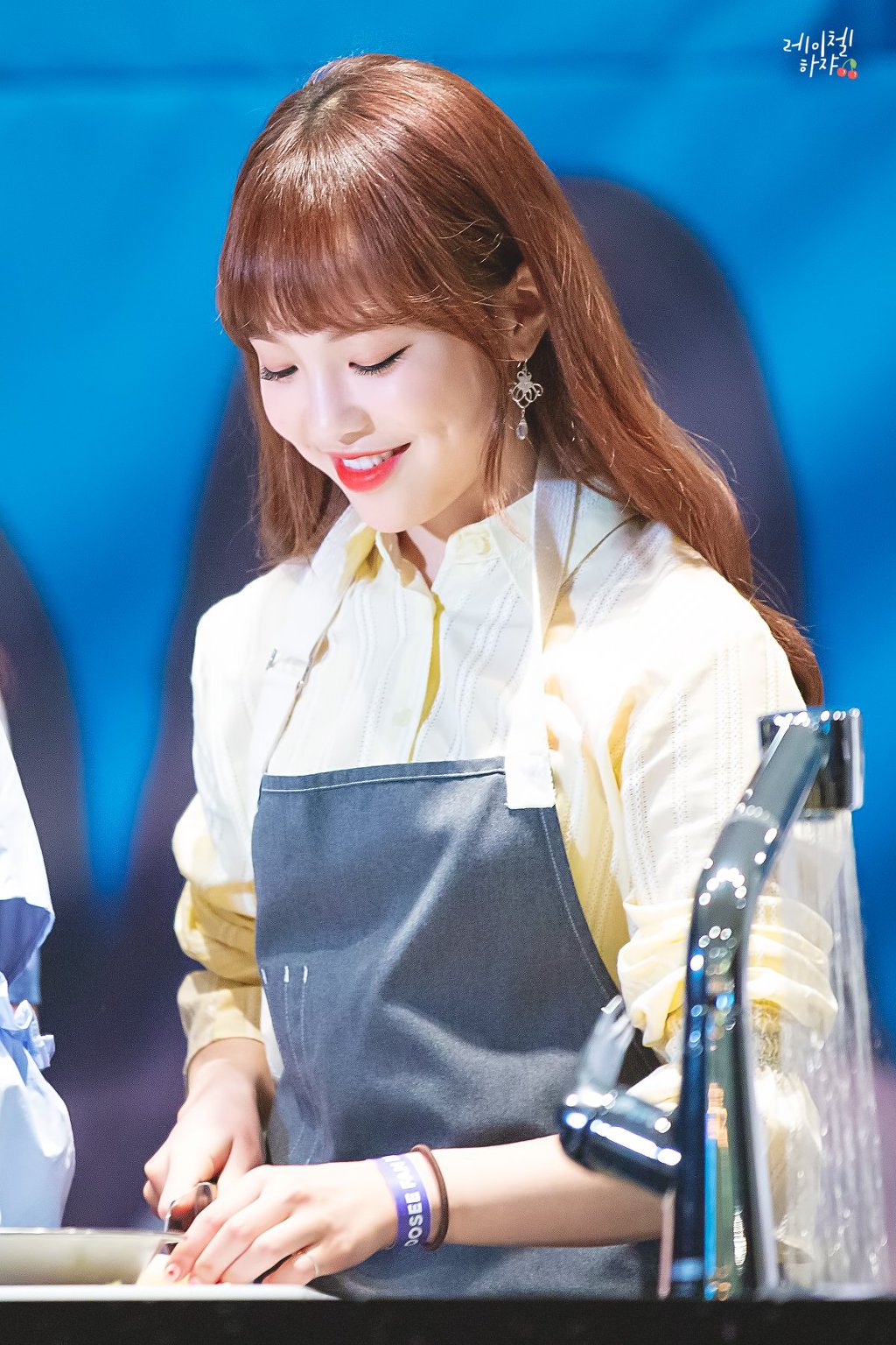 사월이 April 보조개 담당 레이첼 성나연~♥ | 인스티즈