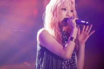 990DD43C5E8769DD1374FE