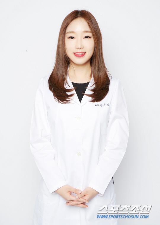 일반인인데 너무 이뻐서 화제가 된 의사 | 인스티즈