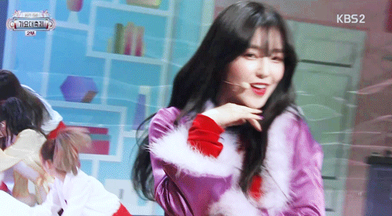 앞머리 내린 아이린 미모.gif | 인스티즈