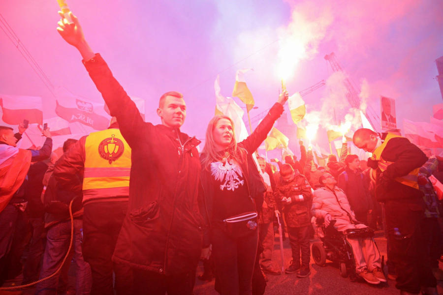 폴란드 "유럽은 백인을 위한 곳" 극우 시위 벌어져 .jpg | 인스티즈