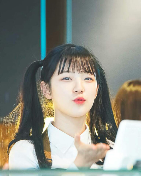 프로미스 나인 백지헌 | 인스티즈