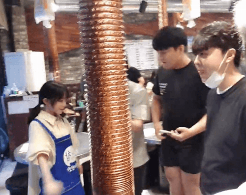 사람들은 왜 23살 bj쏘대장에게 "아가"라고 부르는 것인가 | 인스티즈