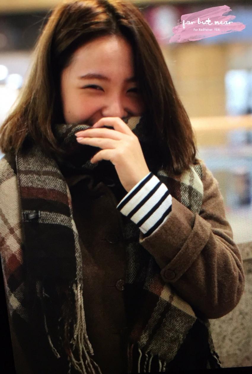 오전에 따숩게 옷 챙겨입고 출국한 레드벨벳 공항 프리뷰 | 인스티즈