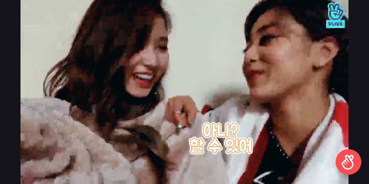TT 4억뷰 공약 맘대로 걸어버리는 지효&사나 ㅋㅋㅋㅋ | 인스티즈