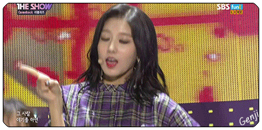 [러블리즈] 17.11.21 더쇼 예인이 컷 . GIF | 인스티즈