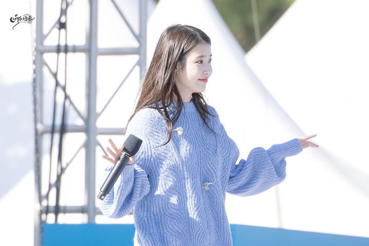 하늘하늘한 아이유.jpgif | 인스티즈
