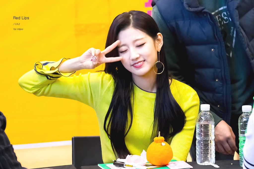 [러블리즈] 삐져나온 코털을 정리해서 예인이 | 인스티즈
