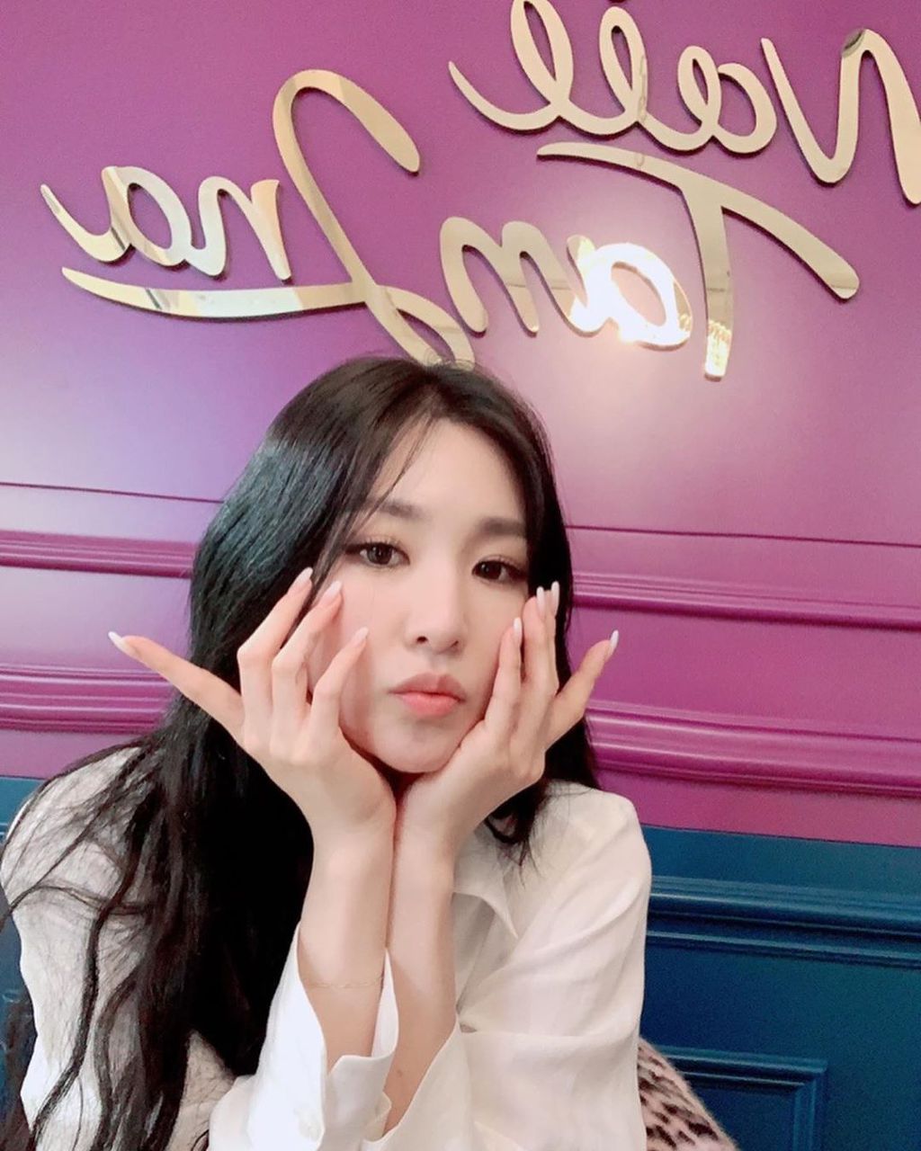 995AB4385F04953E220F9C