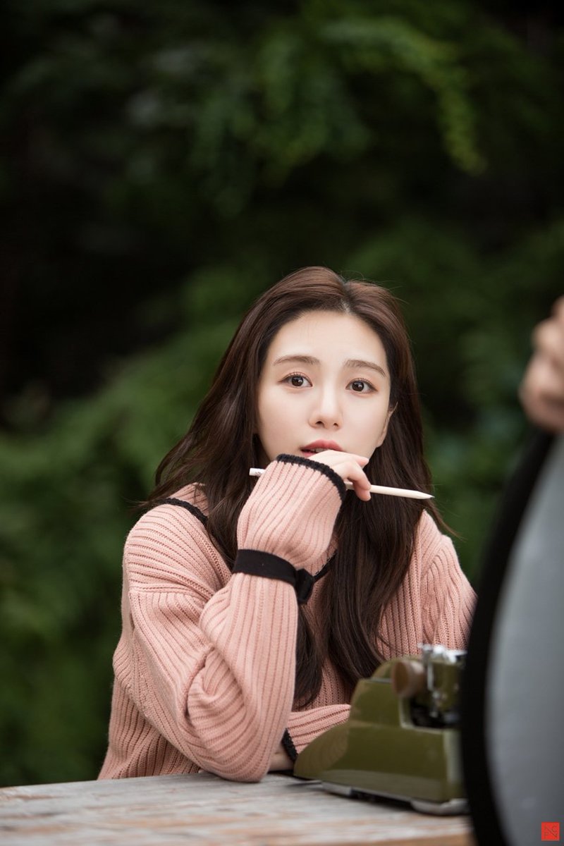 민아랑 같이 영국 해이페스티벌 가고싶다 | 인스티즈
