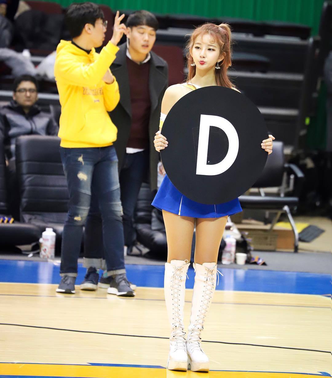 귀엽게 생긴 치어리더 김진아.jpg | 인스티즈