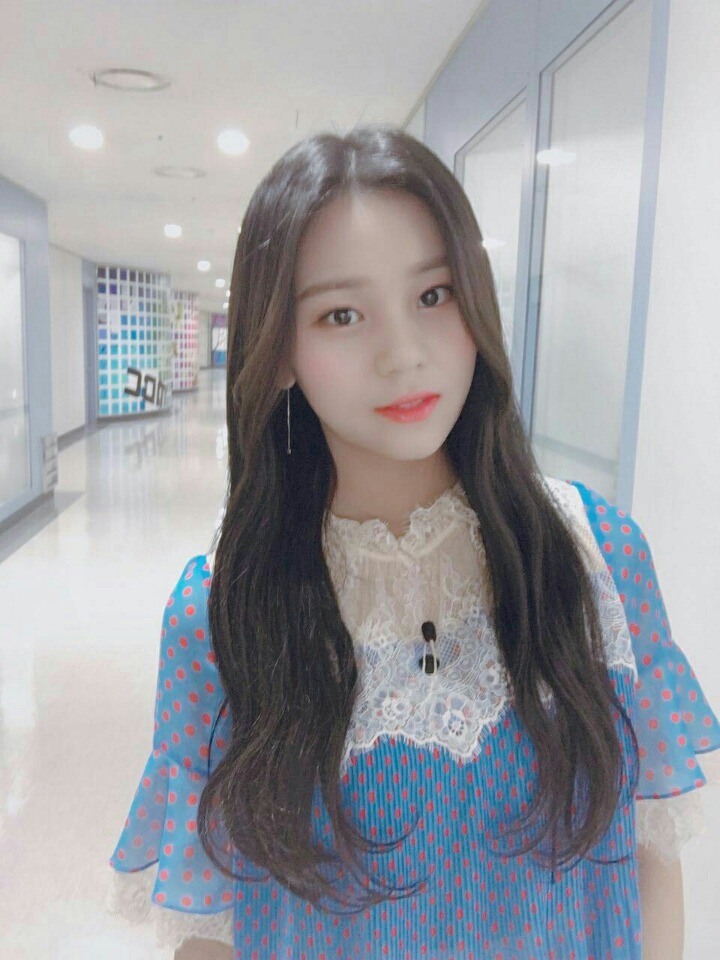 여자친구 엄지.twit | 인스티즈