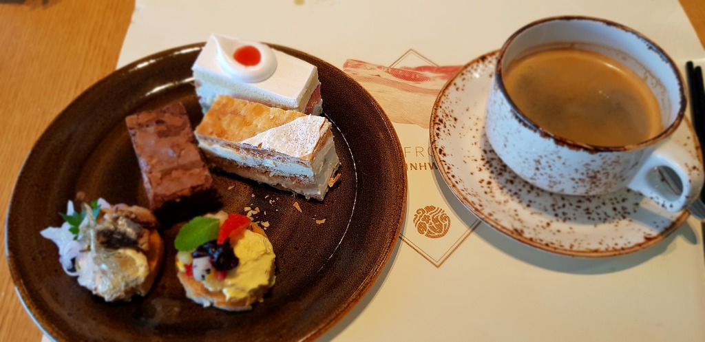 신화F&B 이미지