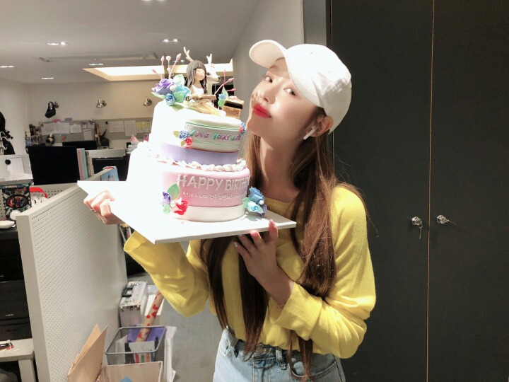 오마이걸 유아 .jpg | 인스티즈