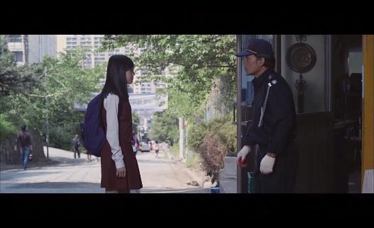 강산맨션 102호에는 살인마가 살고있다. ＜영화＞ 이웃사람 14 | 인스티즈