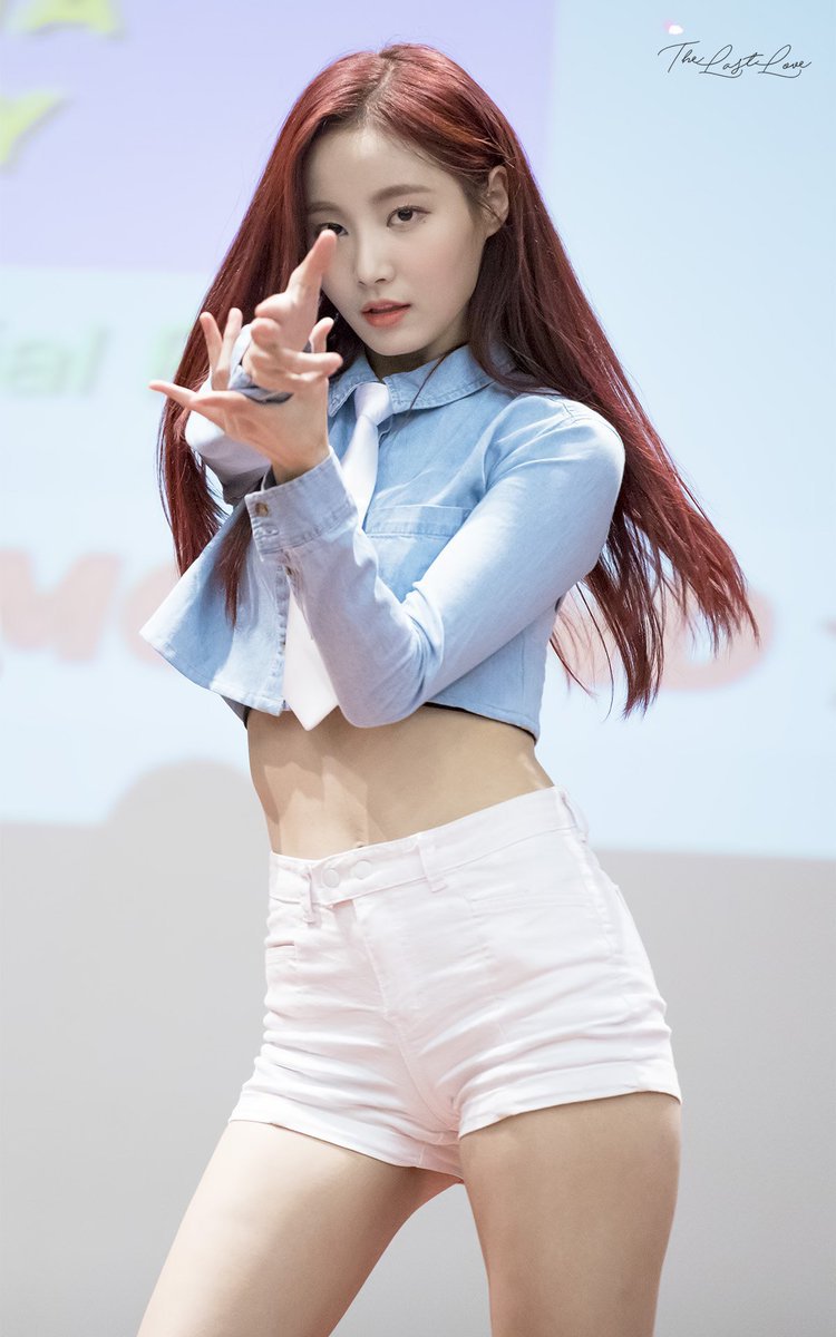 모모랜드의 미모보스 연우.jpg | 인스티즈
