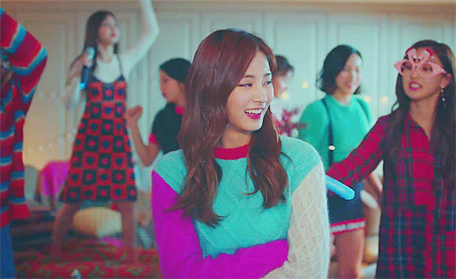 Merry&Happy 쯔위.gif | 인스티즈